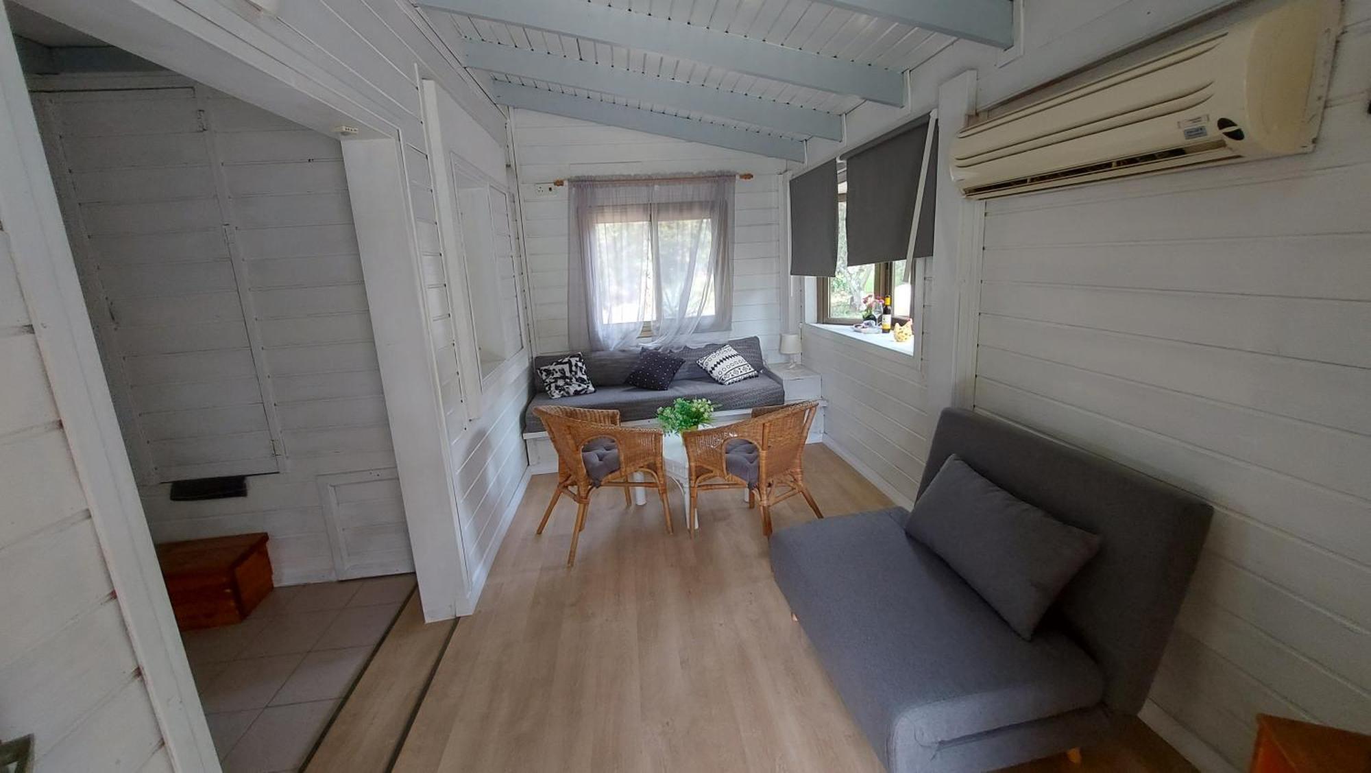 Pundak Guesthouse Ramot Exteriör bild
