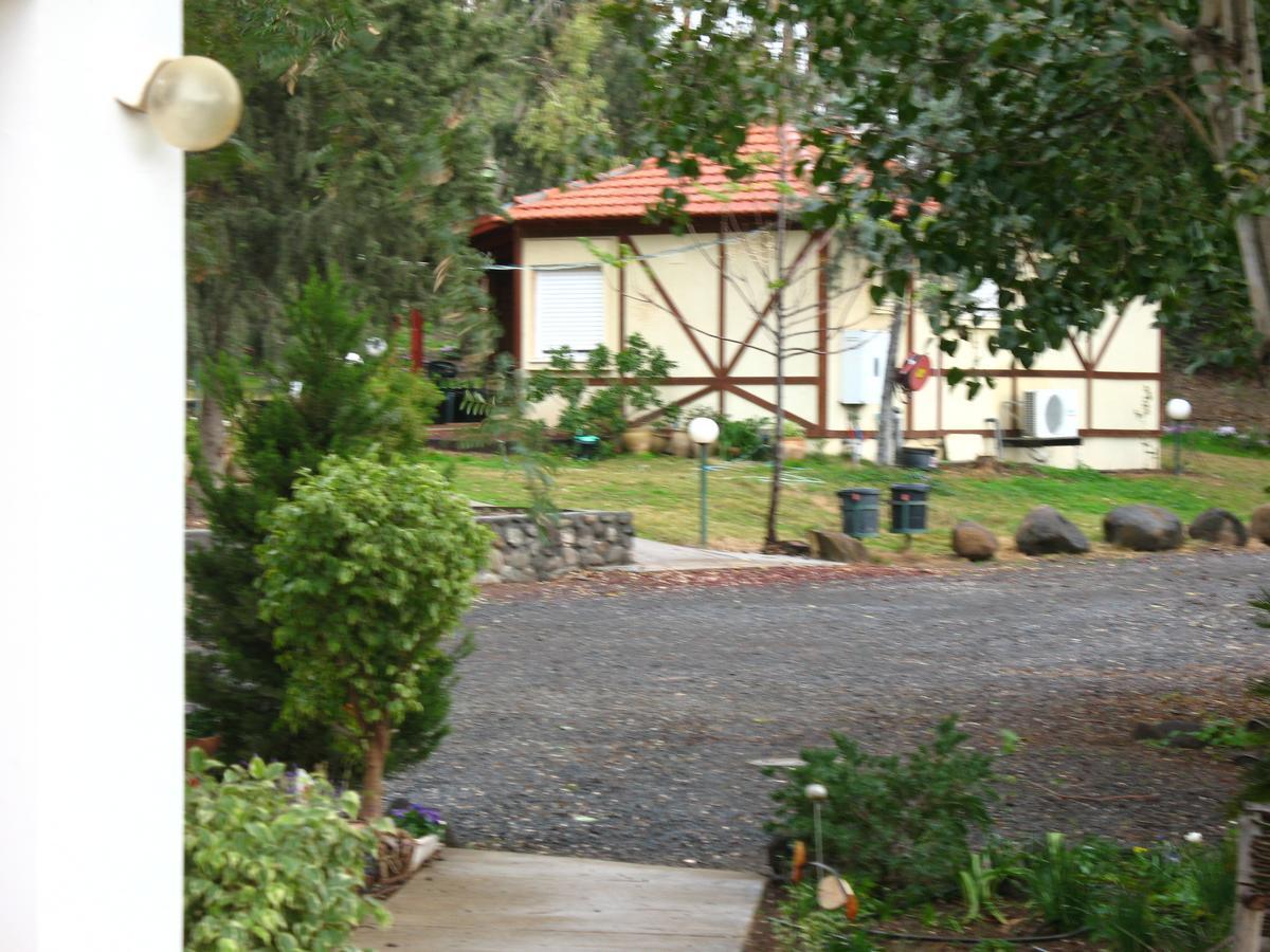 Pundak Guesthouse Ramot Exteriör bild
